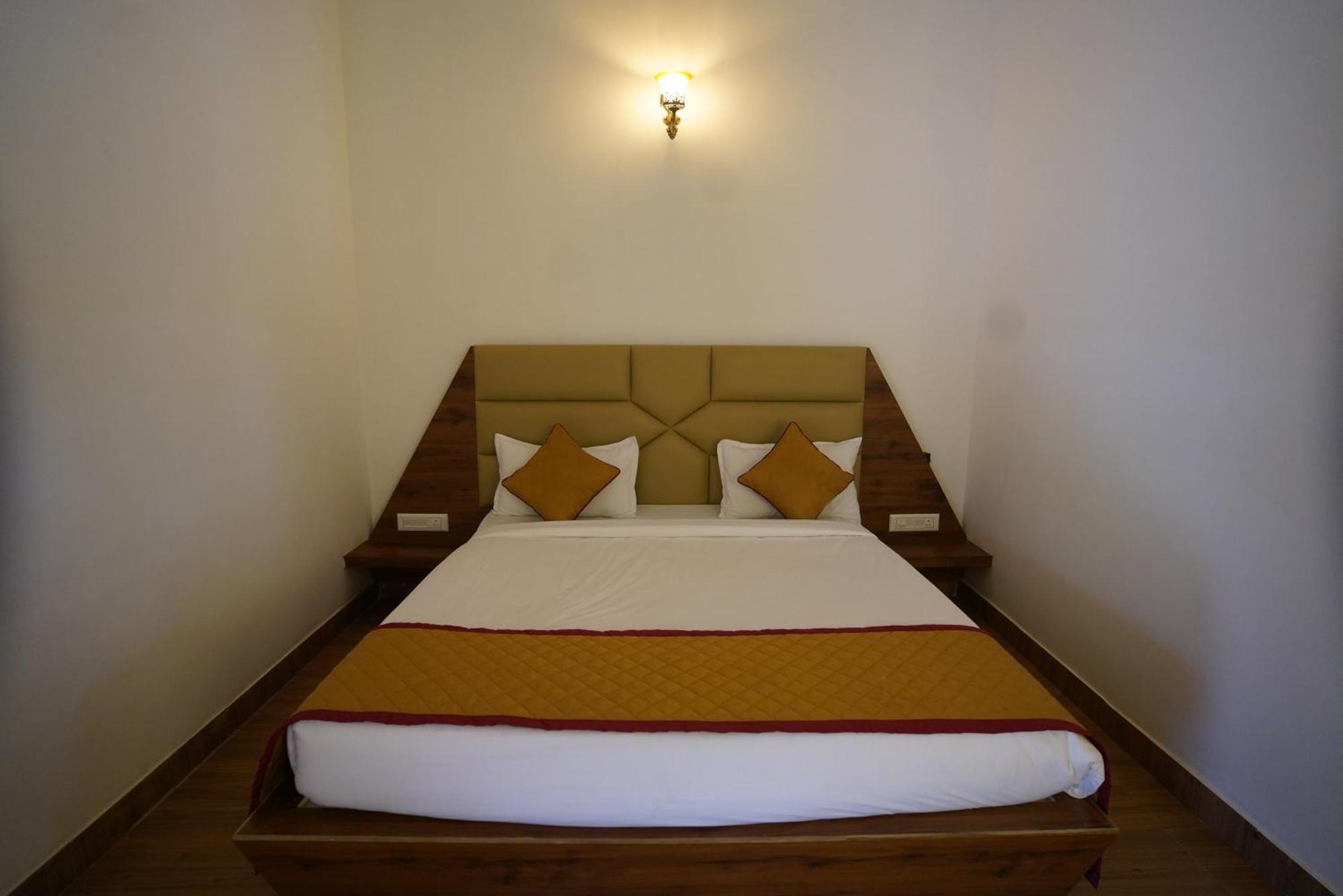 Q Mango Resort Rāmanagaram Extérieur photo