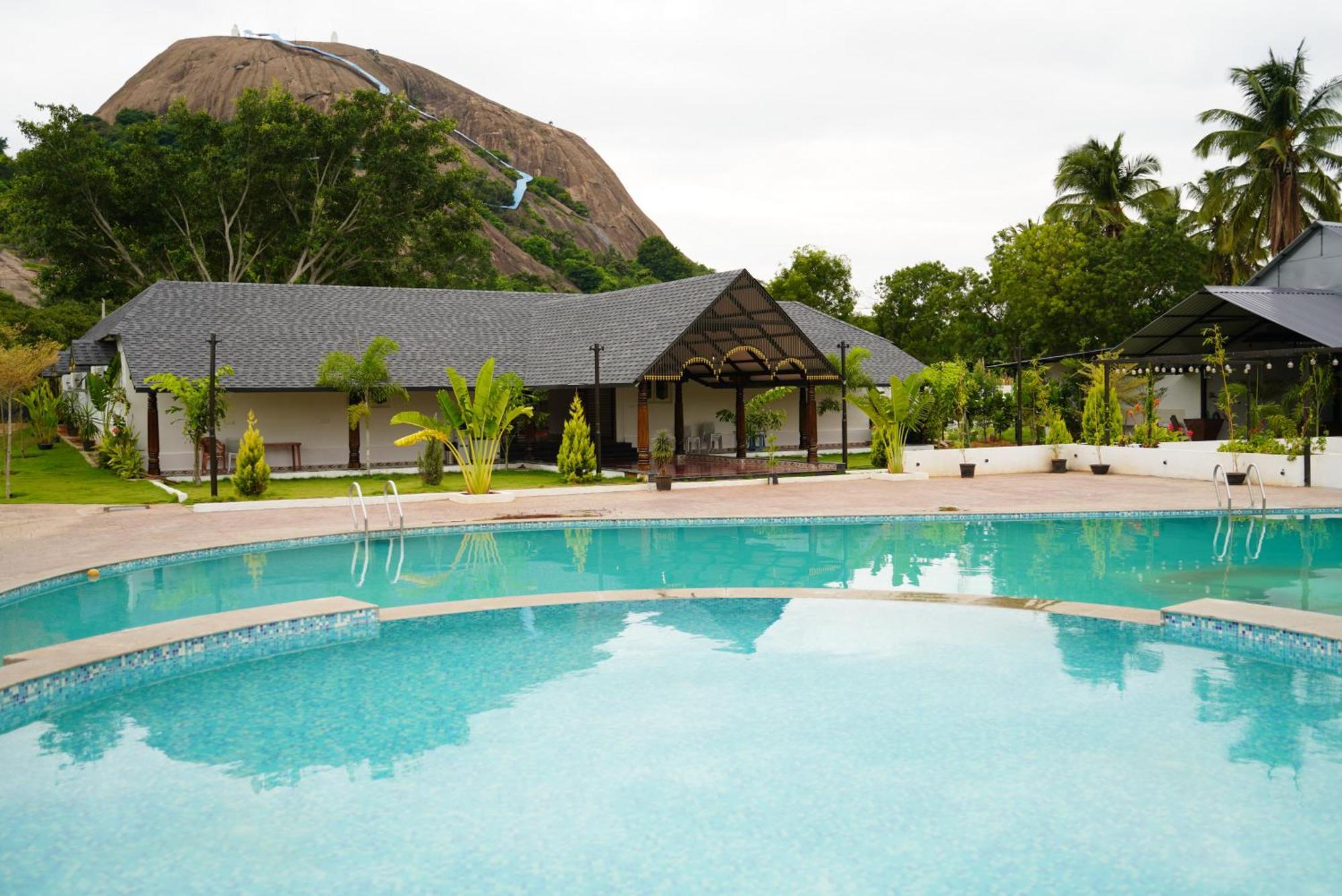 Q Mango Resort Rāmanagaram Extérieur photo